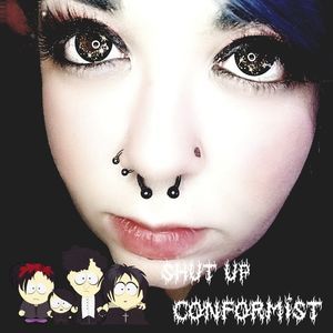 Meet your Posher, Adrianna